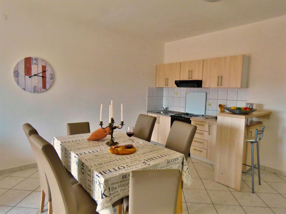 Apartments Zvone Omiš Kültér fotó